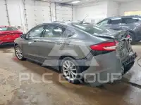 2017 Ford FUSION фото