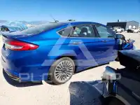 2017 Ford FUSION фото