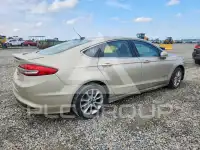 2017 Ford FUSION фото