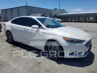 2017 Ford FUSION фото