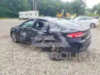 2017 Ford FUSION фото