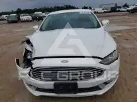 2017 Ford FUSION фото
