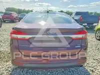 2017 Ford FUSION фото