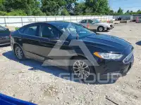 2017 Ford FUSION фото
