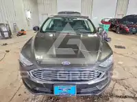 2017 Ford FUSION фото