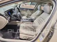 2017 Ford FUSION фото