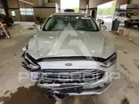 2017 Ford FUSION photo