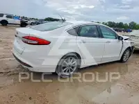 2017 Ford FUSION фото