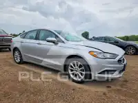2017 Ford FUSION photo