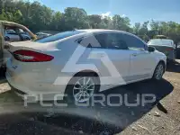 2017 Ford FUSION фото
