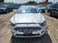 2017 Ford FUSION photo