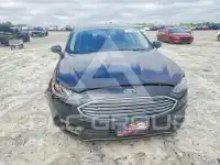 2017 Ford FUSION фото