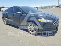 2017 Ford FUSION фото
