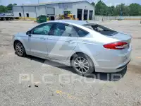2017 Ford FUSION photo