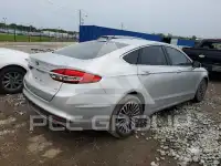 2017 Ford FUSION фото