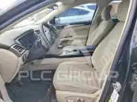 2017 Ford FUSION фото