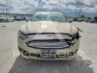 2017 Ford FUSION photo