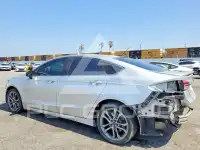 2017 Ford FUSION фото