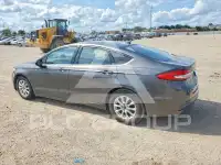 2017 Ford FUSION photo