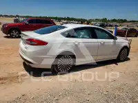 2017 Ford FUSION фото