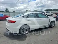 2017 Ford FUSION фото
