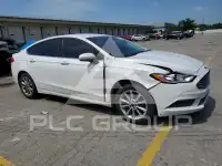 2017 Ford FUSION фото