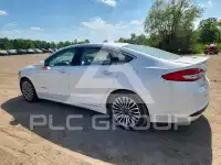 2017 Ford FUSION фото