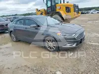 2017 Ford FUSION photo