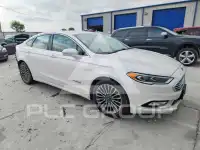 2017 Ford FUSION фото