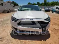 2017 Ford FUSION фото