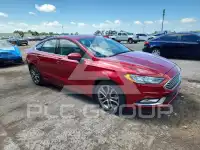 2017 Ford FUSION фото
