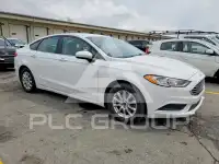 2017 Ford FUSION фото