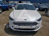 2017 Ford FUSION photo