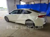 2017 Ford FUSION фото