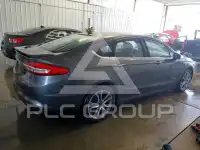 2017 Ford FUSION фото