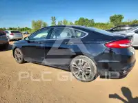2017 Ford FUSION фото
