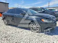 2017 Ford FUSION фото