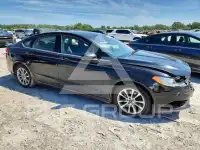 2017 Ford FUSION фото