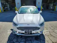 2017 Ford FUSION фото