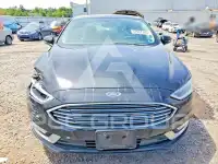 2017 Ford FUSION фото