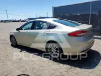 2017 Ford FUSION фото