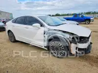 2017 Ford FUSION фото