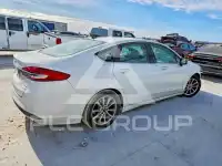 2017 Ford FUSION фото