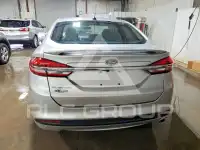 2017 Ford FUSION фото