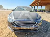 2017 Ford FUSION фото