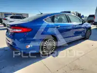 2017 Ford FUSION фото
