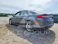 2017 Ford FUSION photo
