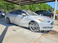 2017 Ford FUSION фото