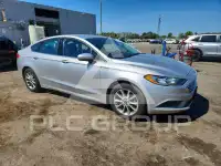 2017 Ford FUSION photo