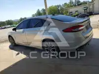 2017 Ford FUSION фото